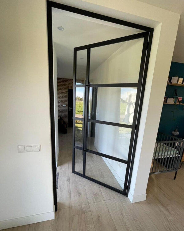 Deur in kader met 3 horizontale verdelingen