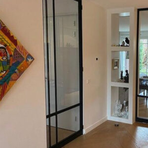 Deur in kader met 1 horizontale verdeling
